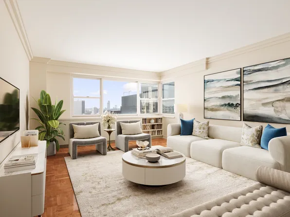 70 East 10th Street image 3 of 21