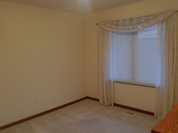 3rd image of 6134 Crystal Dr #91