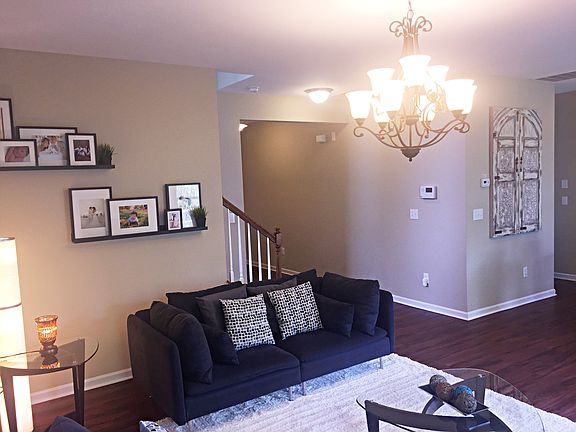 2nd image of 3309 Mortemer Ln
