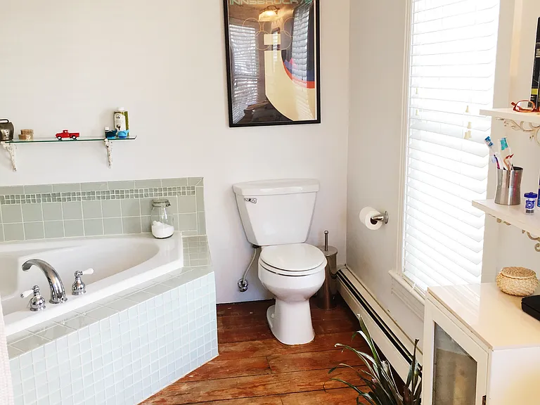 319 Hickory St — Photo 10