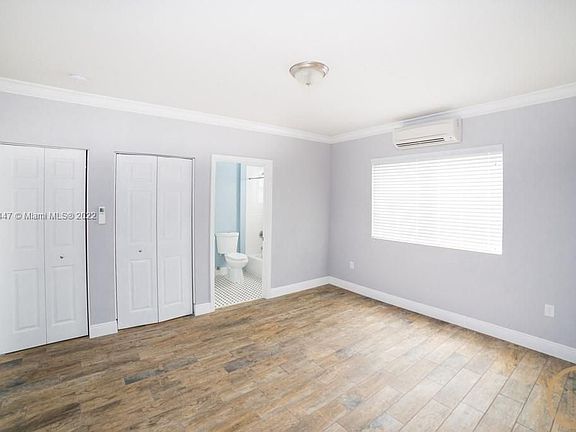 5th image of 53 NE 49th St #3A