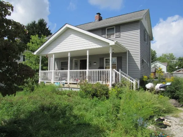 126 1st St, Mather, PA 15346