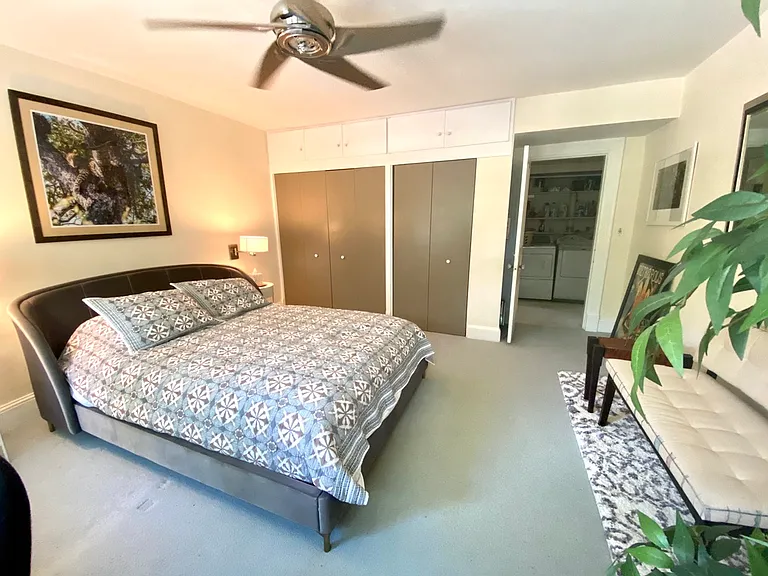 3230 Highland Pl NW — Photo 16