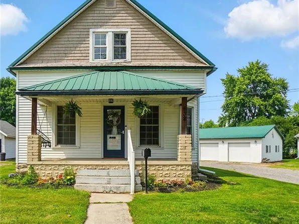 638 W Elm St, Wauseon, OH 43567