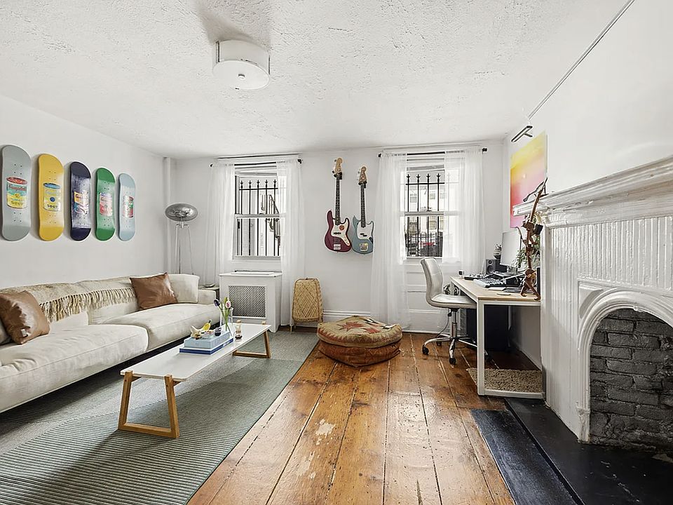 1st image of 102 Vanderbilt Ave #1