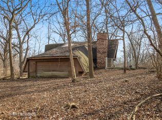 3221 Oldwoods Dr, Naperville, IL 60565