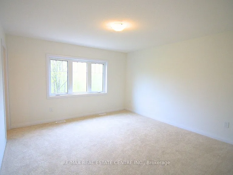 335 Starlight Ave — Photo 12