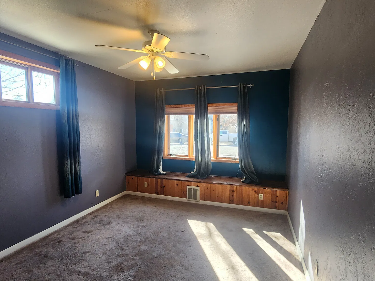 3 bed, 2028 sqft, $2,100 — Photo 4
