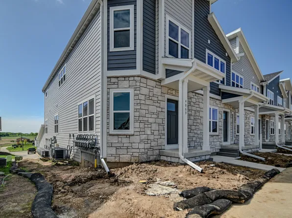 4877 Lacy Rd #4877, Madison, WI 53711