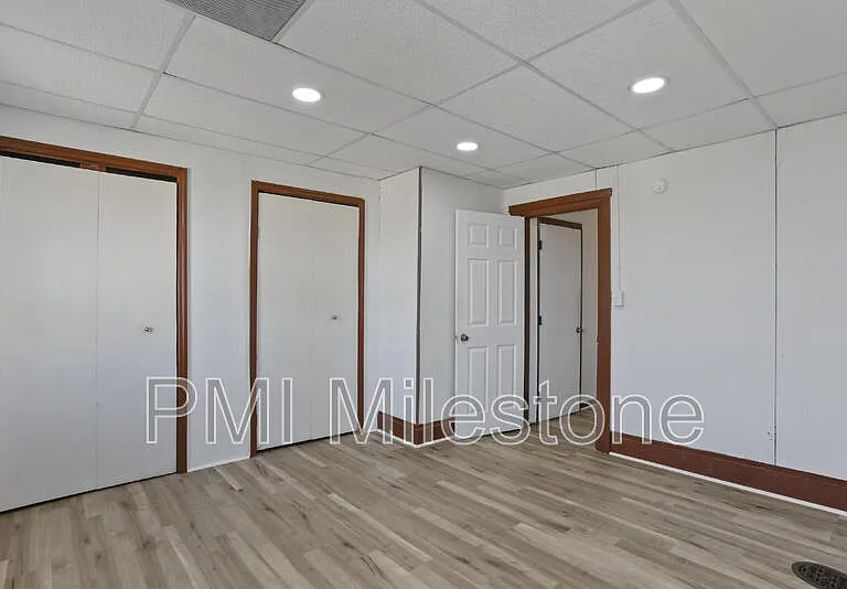 218 N College St — Photo 20