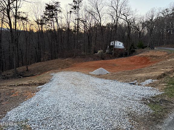 2nd image of Island Ford Rd