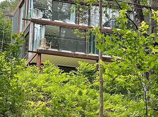 13 S Hill St, Ludlow, VT 05149