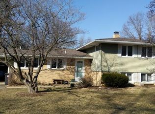 310 Sunnycrest Ct W, Urbana, IL