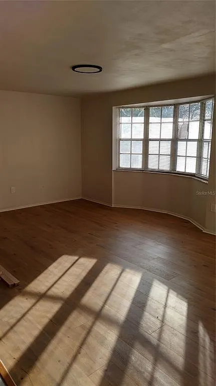 2 bed, 1.5 bath, 1116 sqft, $1,500 — Photo 4