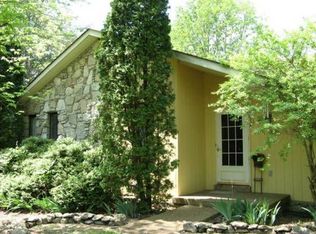 592 Lakeshore Dr, Old Hickory, TN 37138