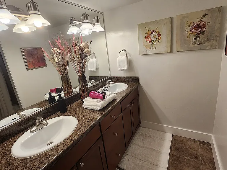 500 N St #403 — Photo 9