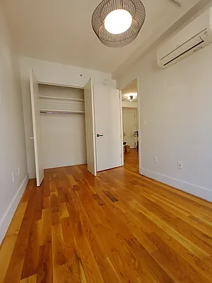 Rented by City Vista Inc | media 34