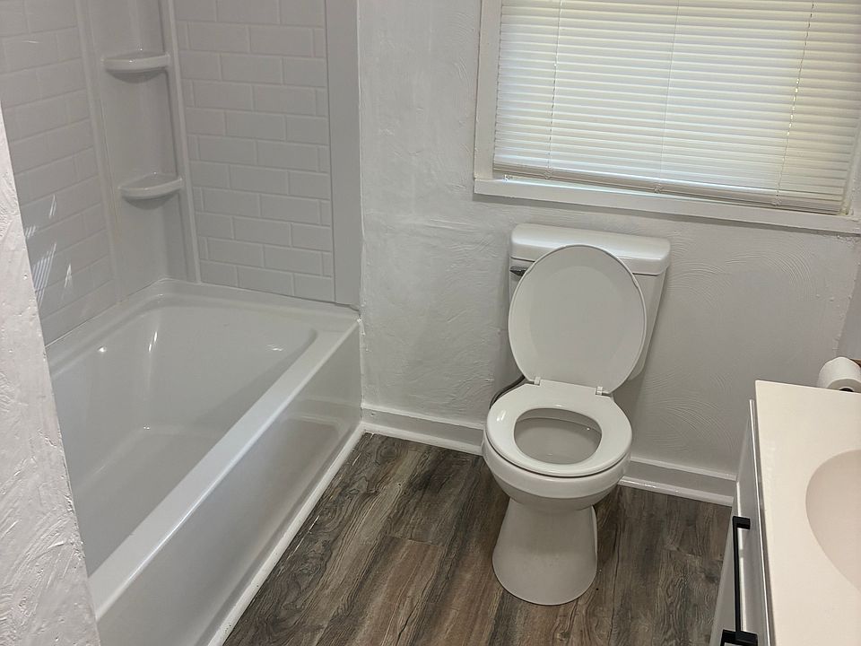 1st image of 232 North St APT 1