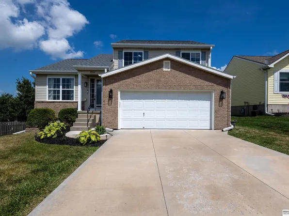 15260 Bondesson St, Bennington, NE 68007