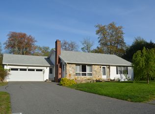 1 Hazel Rd, Hopkinton, MA 01748