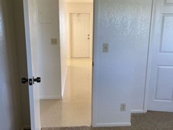 4th image of 246 Cypress Ln #C09