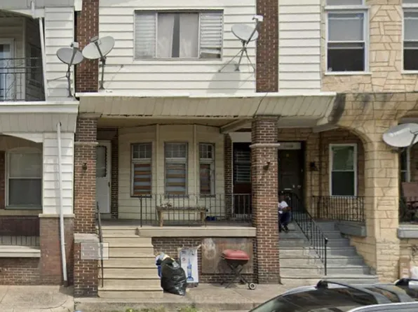 5221 Spruce St, Philadelphia, PA 19139
