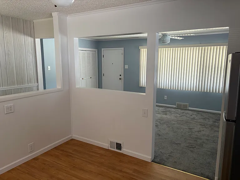 112 Wright Ave — Photo 16