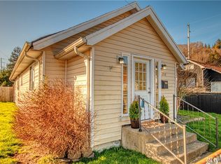208 23rd St, Hoquiam, WA 98550