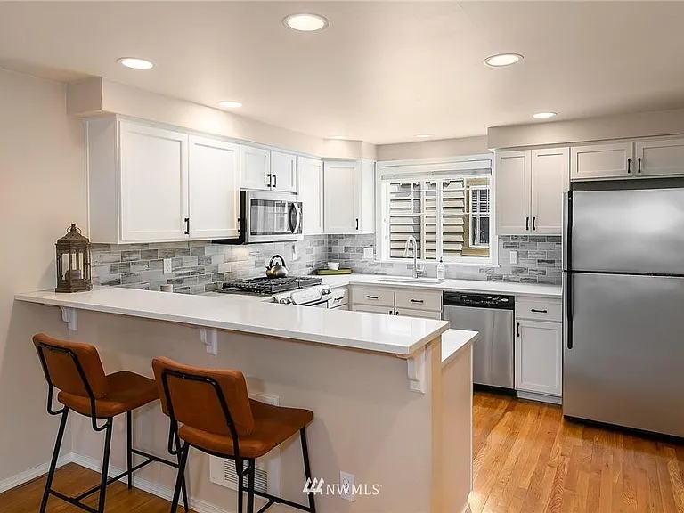 8505 Midvale Ave N #B — Photo 3
