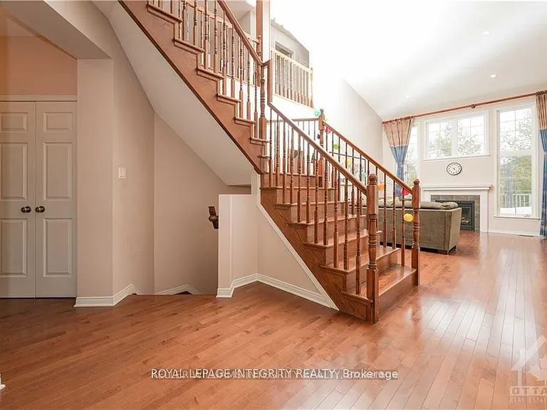 404 Kilmarnock Way — Photo 8