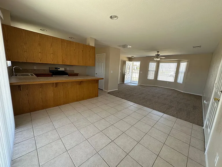 6629 La Habra Ave — Photo 8