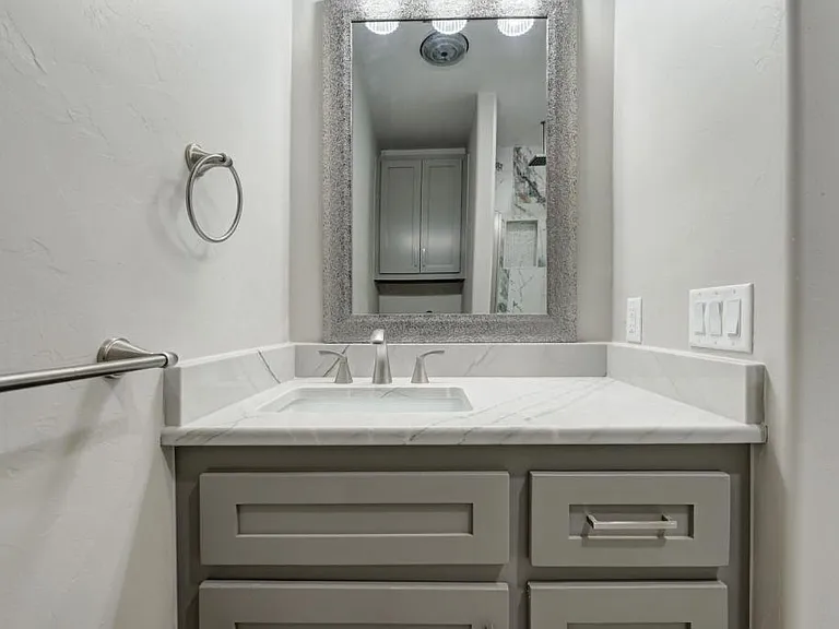 222 S University Blvd #2 — Photo 8