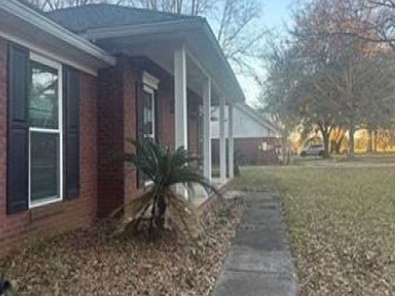 5th image of 11949 Estel Waller Rd