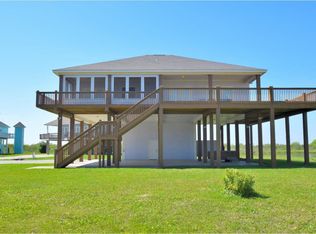 704 Kinsey Dr, Pt Bolivar, TX 77650