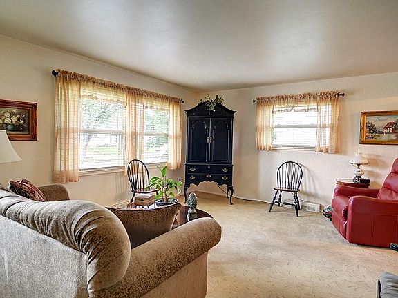 5th image of 265 Blackwood Ave