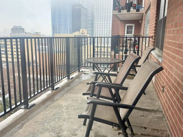 225 Saint Pauls Avenue image 4 of 21