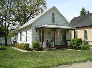 609 S Clinton St, Bloomington, IL 61701