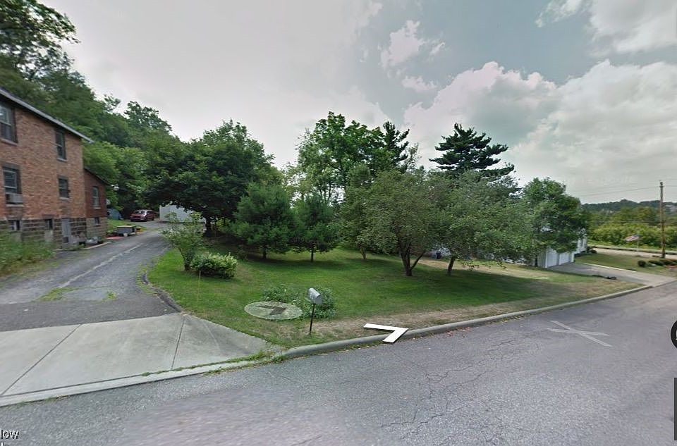 2nd image of Harding St