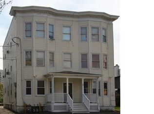 5 Woodland Ave APT 2, Stamford, CT 06902