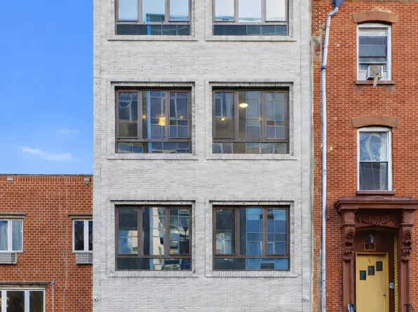 71 South 4th Street image 1 of 7