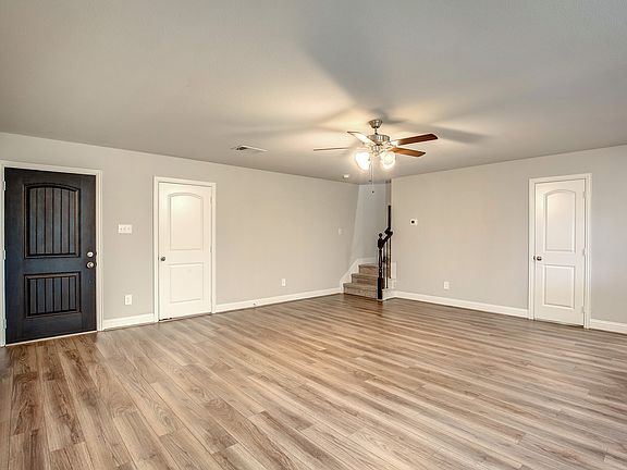 5th image of 6812A Topaz Dr