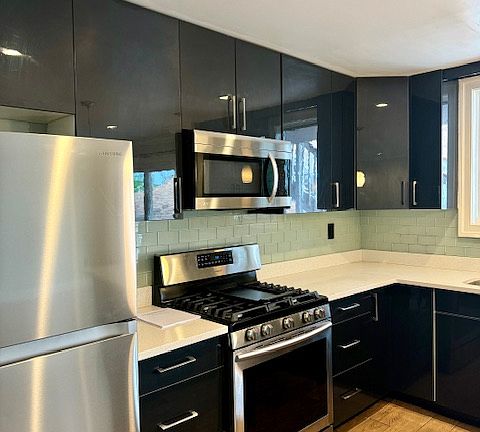 3rd image of 88 Laclede St #2