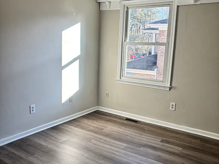 4825 Bay Winds Ct — Photo 15