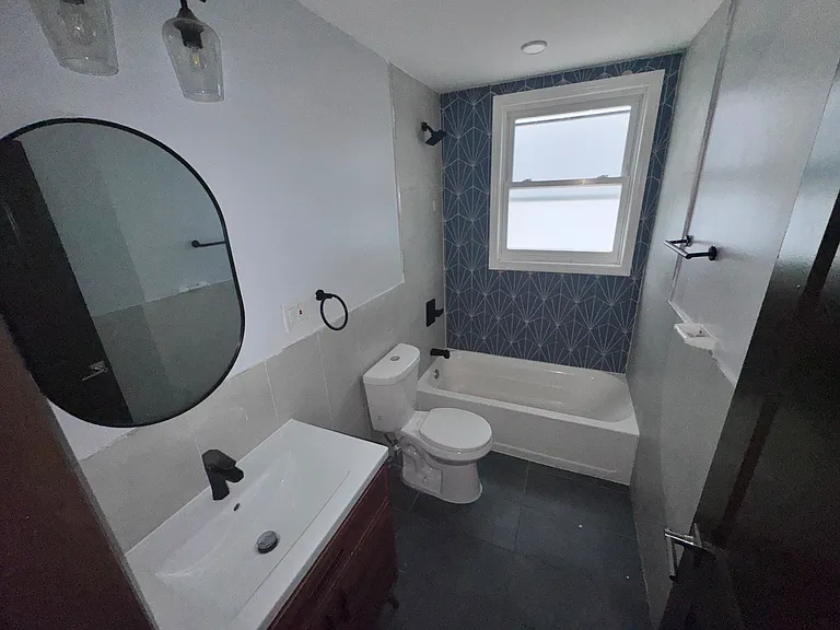 163 Elwood Ave #G1 — Photo 5