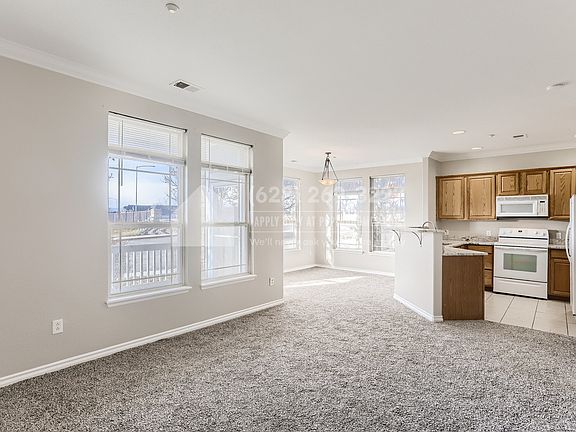 4th image of 3325 Molly Ln