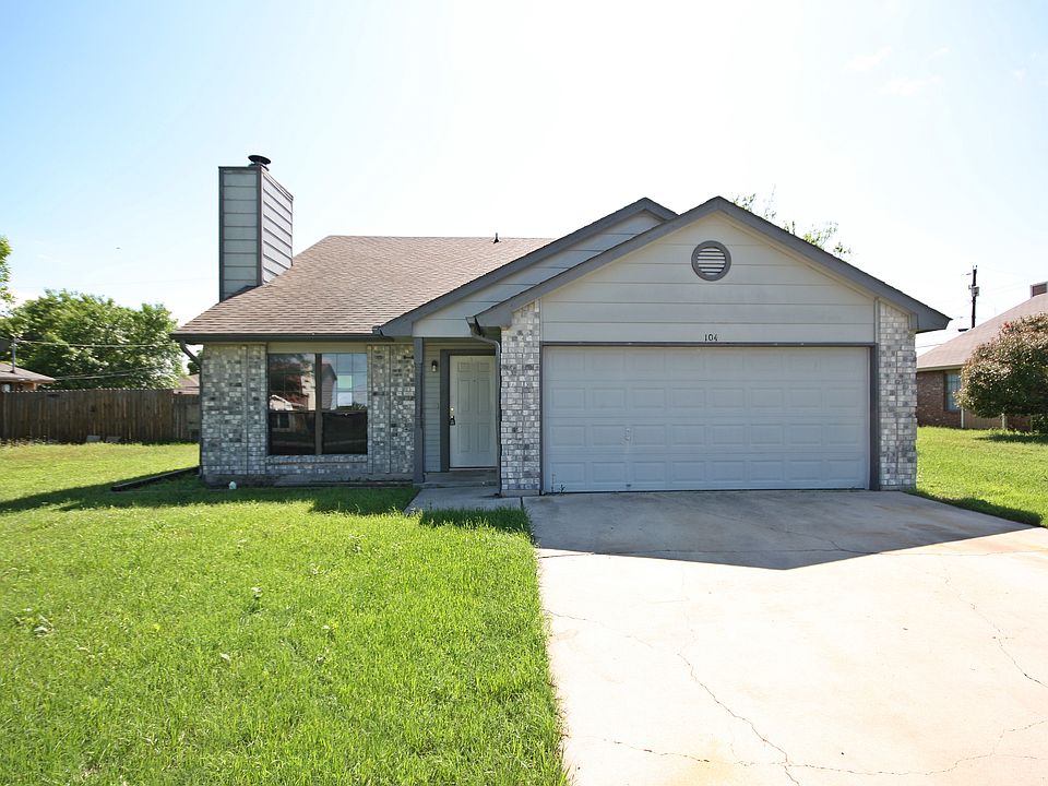 1st image of 104 Nelson Dr