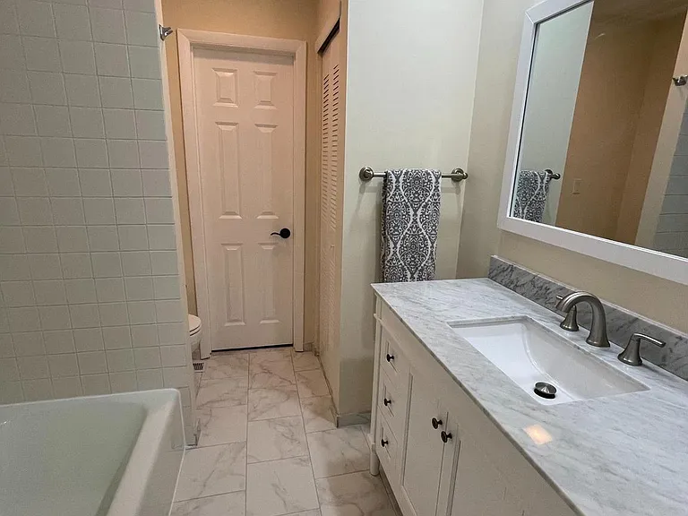 121 E Chelsea Cir — Photo 25