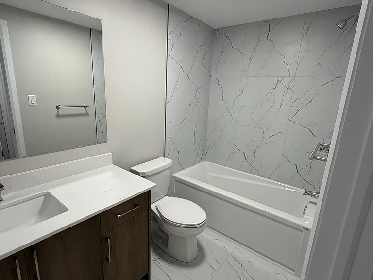 48 Queen Mary St — Photo 11