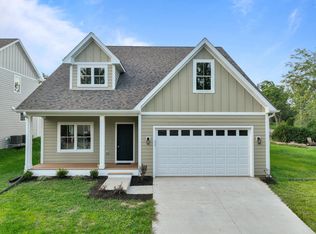 W3820 Lakeview Dr, Lake Geneva, WI 53147