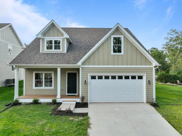 W3820 Lakeview DRIVE, Lake Geneva, WI 53147